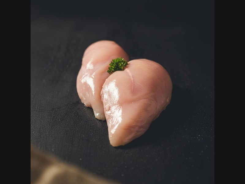 atria-sync-plu527-7 CHICKEN BREAST FILLET SKINLESS FREE RANGE - Image 1